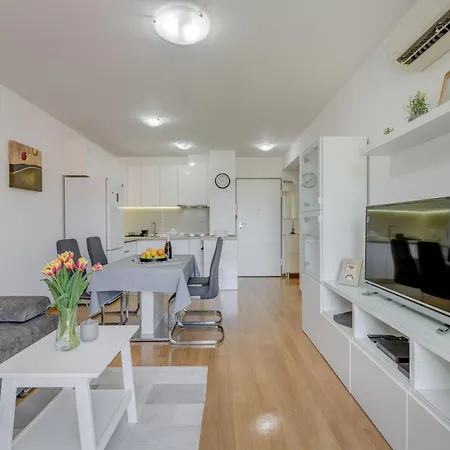 Lct Harmony Apartment *